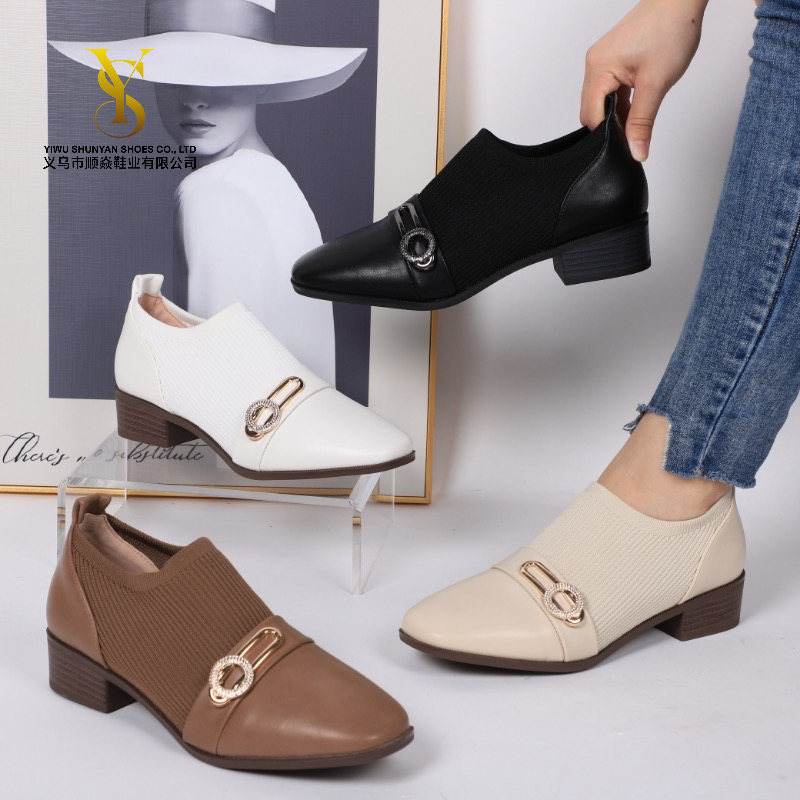 Women's shoes 27